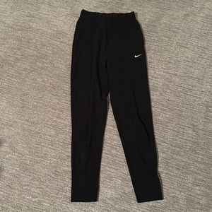 Nike Women’s Dri-Fit Bliss Victory Training Pant Size xs